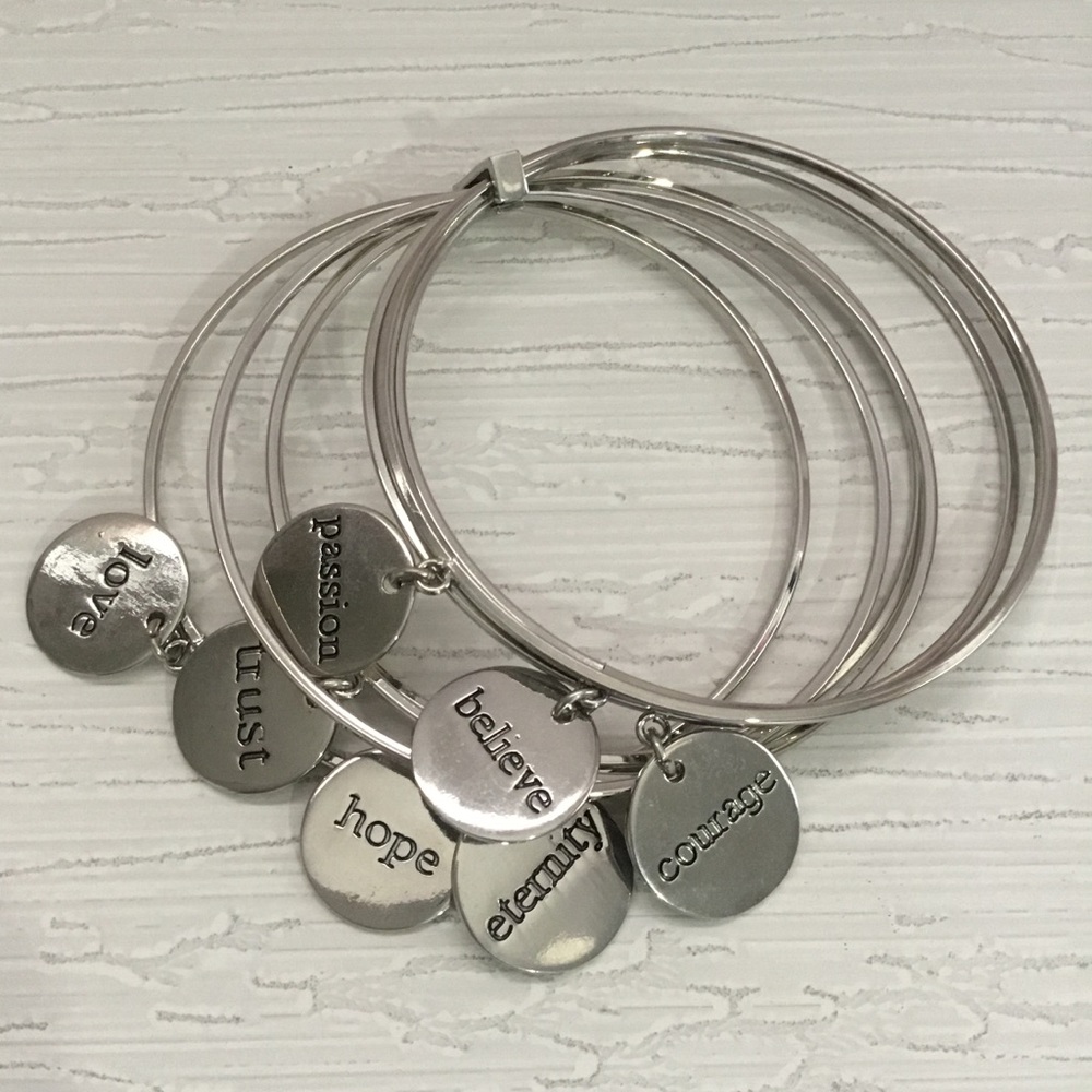 ✨Anthropologie Silver Multi Texts Bracelet